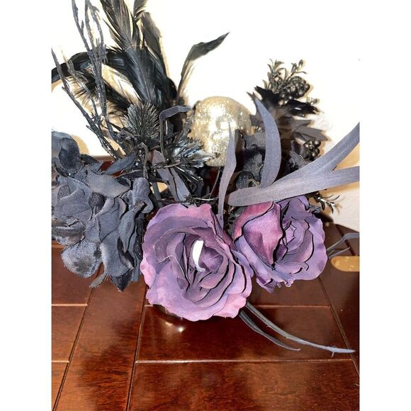 Gothic Black & Purple Rose Bouquet with Skull Accent Halloween Decor - Picture 8 of 11